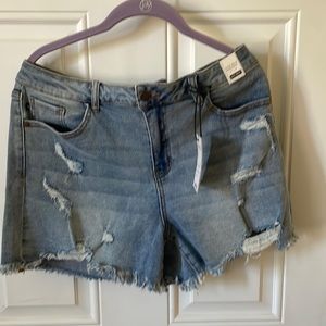 BNWT Judy Blue shorts